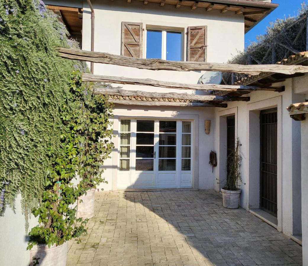 Suite Indipendente In Villa Formello Kültér fotó